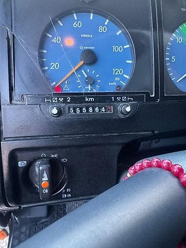 Транспорт: Жүк ташуучу унаа, Mercedes-Benz, Стандарт — 8