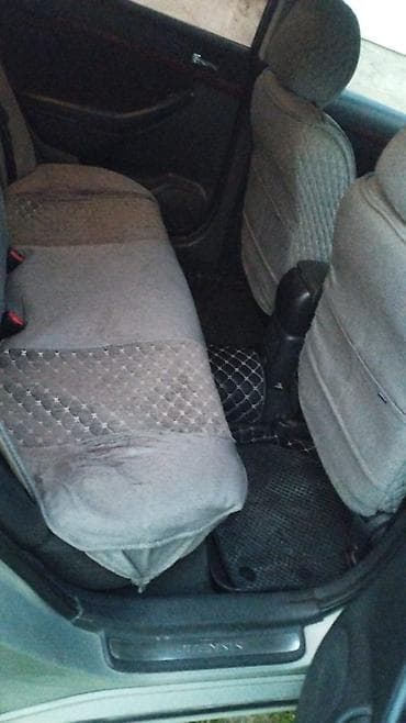 Продажа авто: Toyota Avensis: 2003 г., 2 л, Автомат, Бензин, Седан — 6