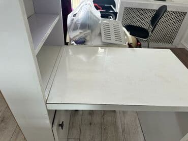 продаю очок: Продается маникюрный стол — 2