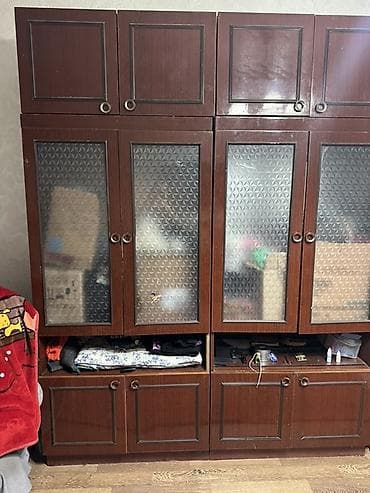 coffee table: Стенка-шкаф, Тип стенки-шкафа: Модульная, Для зала, Б/у, Особенности: Для хранения посуды — 4