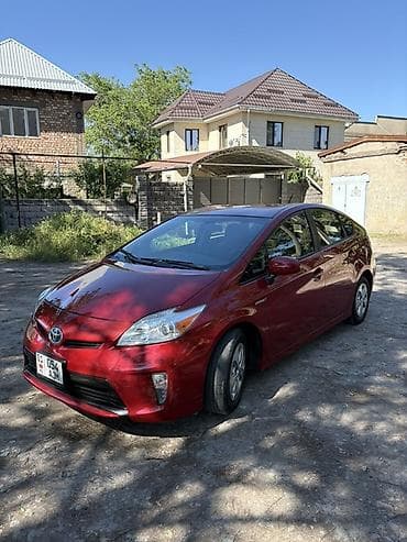 Toyota Prius: 2012 г., 1.8 л, Вариатор, Гибрид, Хэтчбэк
