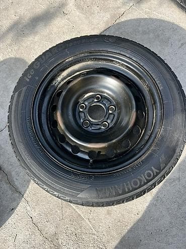 Колесо в сборе: зимняя шина Yokohama iceGUARD iG50 PLUS на стальном lalafo.kg да Колесо в сборе: зимняя шина Yokohama iceGUARD iG50 PLUS на стальном