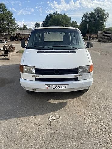 Volkswagen Transporter: 1992 г., Бус