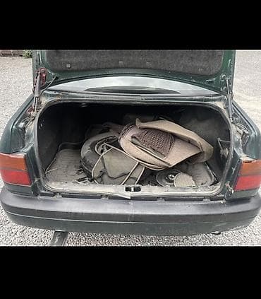 009: Volkswagen Vento: 1997 г., Седан — 6