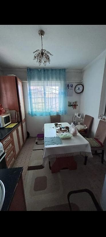 64 м², 4 комнаты, Парковка, Забор, огорожен — 1