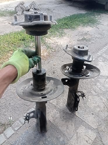 mark 3: Передний амортизатор Toyota 2019 г., Б/у, Оригинал, Япония — 3