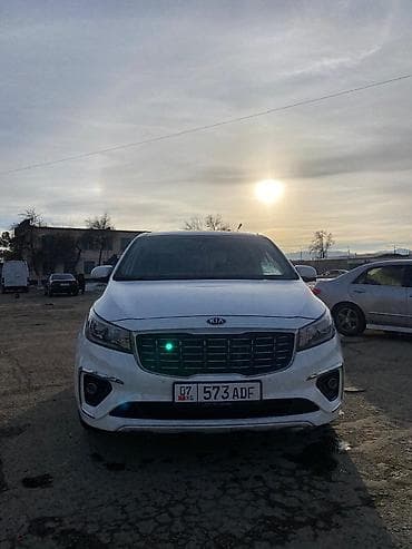 Унаа сатуу: Kia Carnival: 2018 г., 2.2 л, Автомат, Дизель, Универсал — 2