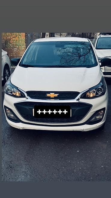 niva chevrolet: Chevrolet Spark: 2018 г., 1 л, Автомат, Бензин, Хэтчбэк — 1
