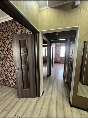 частный дом квартира: 3 комнаты, 70 м², 4 этаж — 6
