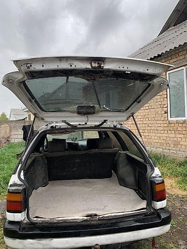 toyota p: Volkswagen Passat: 1990 г., 1.8 л, Ручные, Бензин, Хэтчбэк — 6