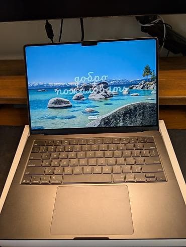 microsoft surface: MacBook Pro M5 14" 16/512 состояние нового Полный комплект 7 циклов — 2