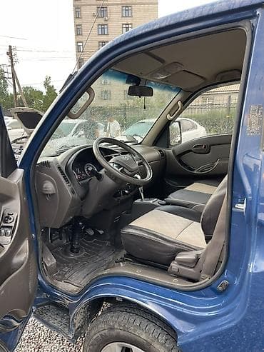 sprinter 2 7: Легкий грузовик, Hyundai, Стандарт, До 1 т, Б/у — 3