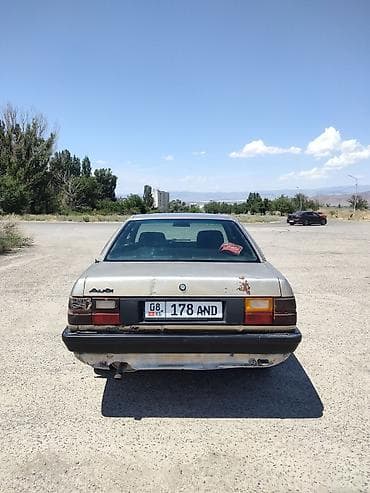 Транспорт: Audi 100: 1986 г., 2.2 л, Механика, Газ, Седан — 4