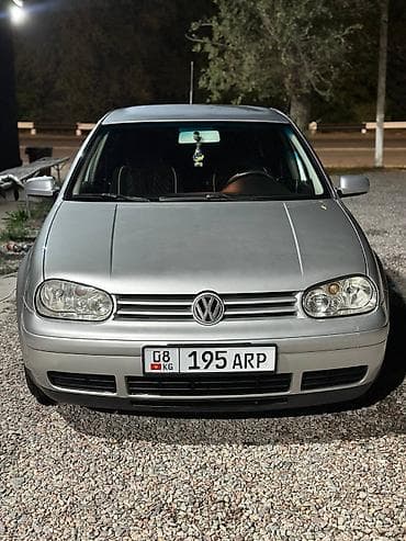 Продажа авто: Volkswagen Golf: 2001 г., 1.6 л, Механика, Бензин, Хэтчбэк — 4
