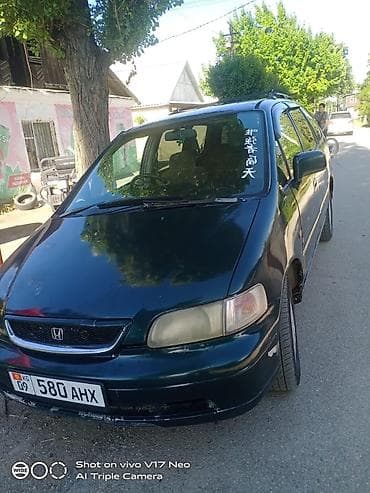 2 8: Honda Shuttle: 1997 г., 2.3 л, Автомат, Бензин, Универсал — 1