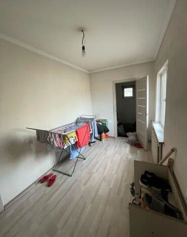 продаю дувух этажный дом: Продается просторный двух этажный дом. Район Дордой Тендик 5.5 сотых — 7