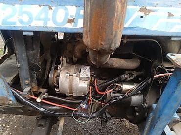 белорус 82 1: Трактор колесный Dongfeng TL2540P (TL2540P на борту) - Компоновка — 9