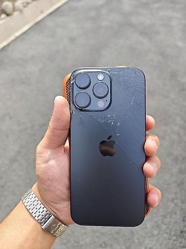 линза на спринтер: IPhone 16 Pro Max, Б/у, 256 ГБ, Черный, Чехол — 1
