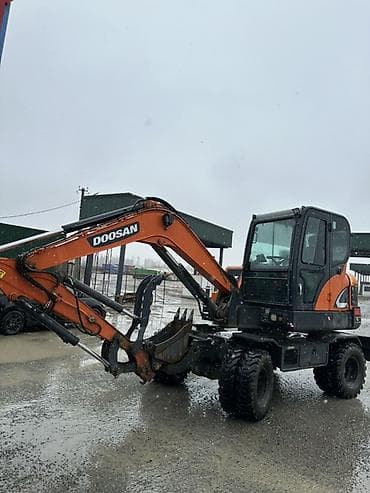 запчасти на мотоцикл бишкек: Экскаватор, 2021 г., Дөңгөлөктүү — 1