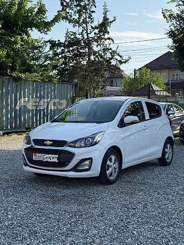 Продажа авто: Chevrolet Spark: 2020 г., 1 л, Автомат, Бензин, Хэтчбэк — 2