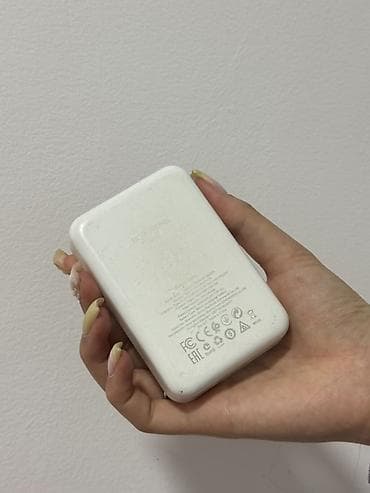 battery pack: Магнитный беспроводной пауэрбанк (MagSafe-совместимый) - Форм-фактор — 3