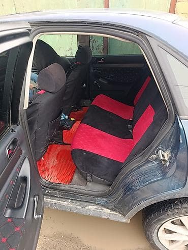 Audi: Audi A4: 1994 г., 1.6 л, Механика, Бензин — 10