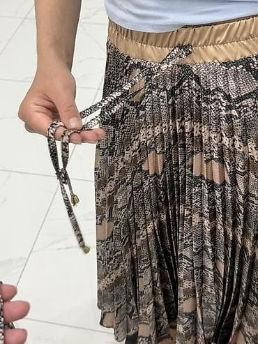 змеиная кожа питон: Юбка, Модель юбки: Плиссе, Миди, Высокая талия — 3