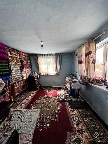 Дома: 📌В селе Беловодское выше железной дороги в районе Ак-суу срочно — 10