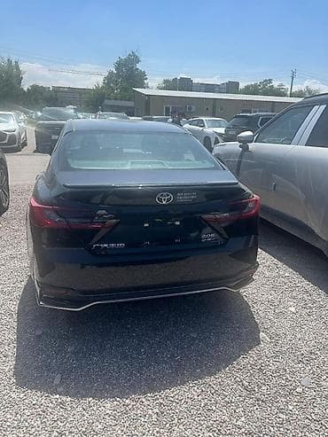 2026: Toyota Camry: 2026 г., 2 л, Автомат, Гибрид — 2