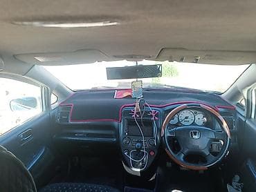 mazda 929: Honda Stream: 2003 г., Автомат, Бензин, Универсал — 3