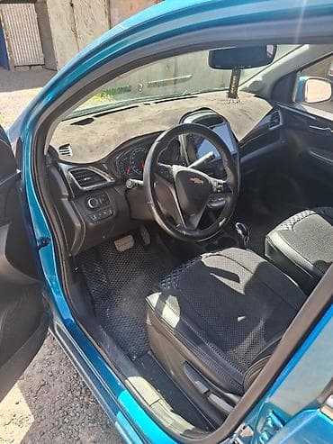 Chevrolet Spark: 2019 г., 0.1 л, Автомат, Бензин, Хэтчбэк