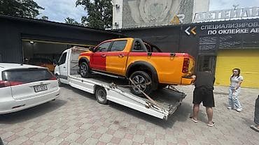 Көтөргүсү менен, Манипулятору менен, Кыймылдуу платформасы менен
