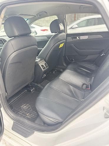 san: Hyundai Sonata: 2019 г., 2 л, Типтроник, Газ, Седан — 9
