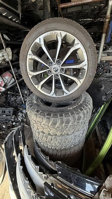 Транспорт: Передние кузовные запчасти для Hyundai/Kia. В наличии на фото: - — 5