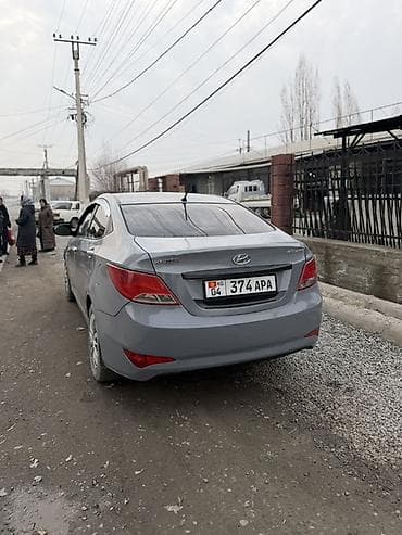 Транспорт: Hyundai Solaris: 2016 г., 1.4 л, Автомат, Бензин, Седан — 4