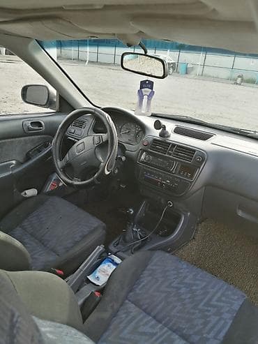 сивик 1996: Honda Civic: 1998 г., 1.5 л, Механика, Бензин, Седан — 6