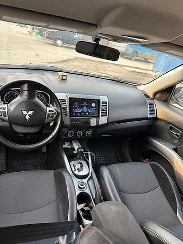 Продажа авто: Mitsubishi Outlander: 2009 г., 2.4 л, Типтроник, Бензин, Кроссовер — 4