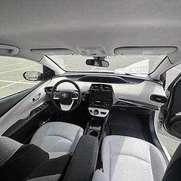 prius: Toyota Prius: 2017 г., 1.8 л, Автомат, Гибрид, Лифтбек — 6