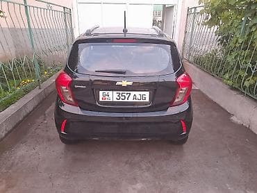 hundai elantra: Chevrolet Spark: 2019 г., 0.1 л, Автомат, Бензин, Хэтчбэк — 8