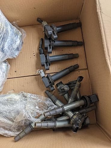 srv 2: Катушка зажигания Toyota 2008 г., Б/у, Оригинал, Япония — 1