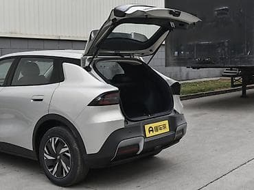 Changan: Changan Qiyuan Q05: 2026 г., Автомат, Электромобиль, Кроссовер — 4