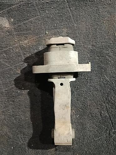 logitech c525: Подушка мотора Kia 2018 г., Оригинал — 1