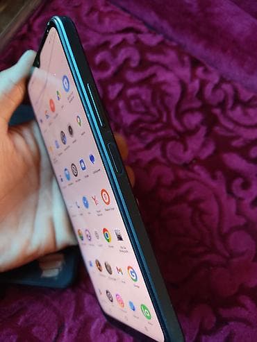 adam audio: Realme C3, Б/у, 32 ГБ, цвет - Черный — 3