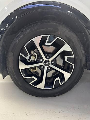 Kia Sportage: 2021 г., 1.6 л, Гибрид — 5
