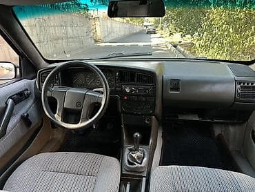 помпа в машине: Volkswagen Passat Variant: 1991 г., 1.8 л, Механика, Бензин, Универсал — 7