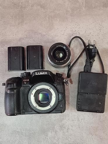 Срочно продаю Panasonic gh4, состояние идеальное комплект объектив