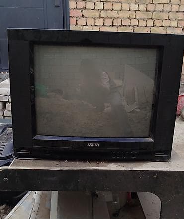 Продаю телевизоры + монитор (100с) Модель и характеристики указаны на at lalafo.kg Продаю телевизоры + монитор (100с) Модель и характеристики указаны на