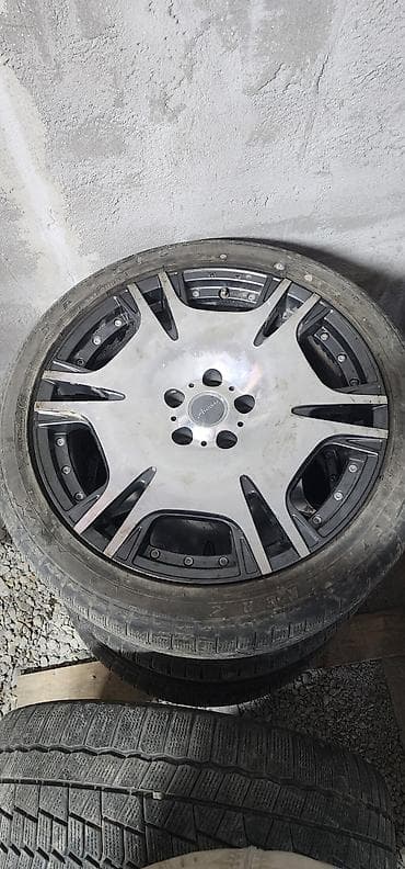 резина 16 с: Колеса в сборе 245 / 40 / R 19, Зима, Комплект, Литые, отверстий - 5 — 1