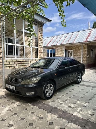 Toyota Camry: 2004 г., 2.4 л, Автомат, Бензин, Седан
