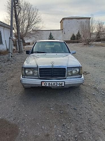 mazda demio 2005: Mercedes-Benz W124: 1989 г., 2.3 л, Механика, Газ, Седан — 8